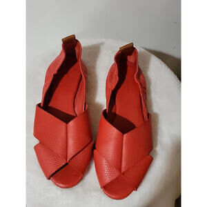 Mercedes Castillo Red Leather Flats Slip On Women’s Shoes 8 / 38 Peep Toe